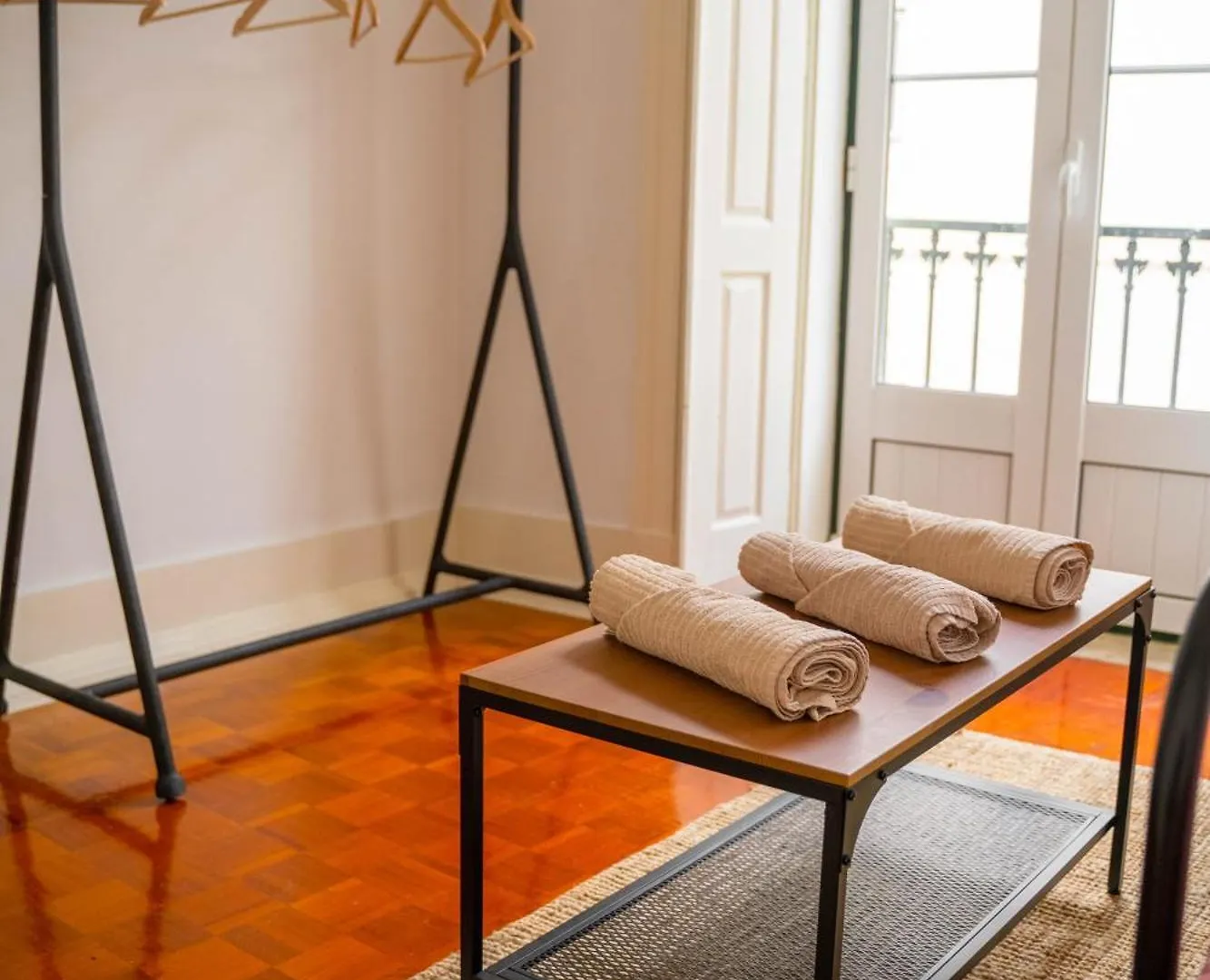Rooms On Calcada Do Combro, Best Location Lisbon