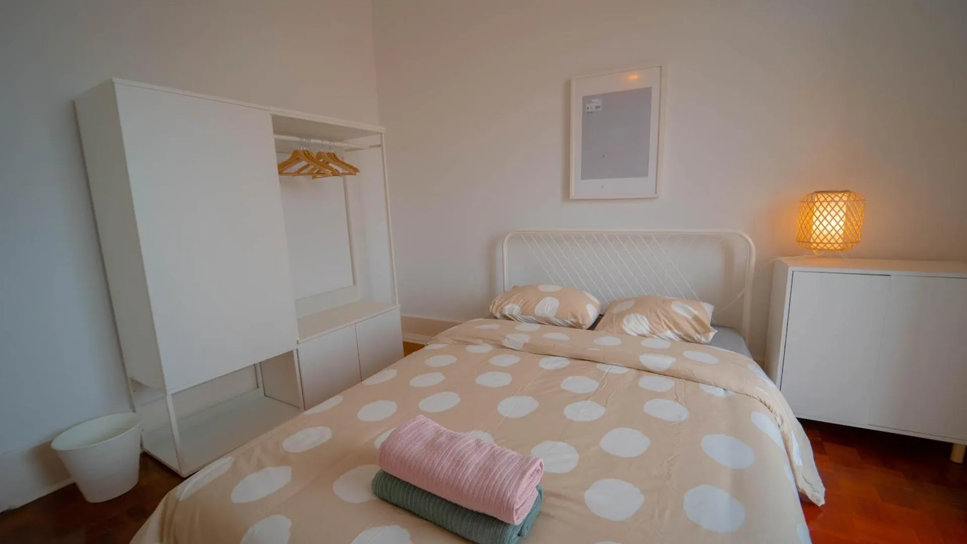 Rooms On Calcada Do Combro, Best Location Lisbon