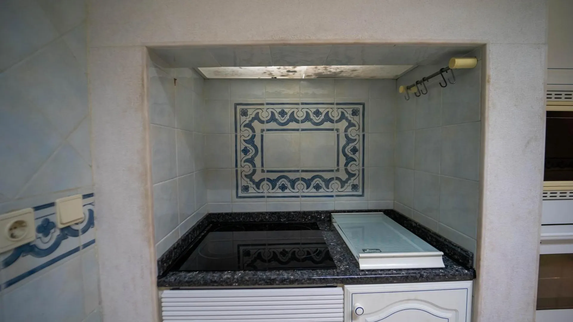 Rooms On Calcada Do Combro, Best Location Lisbon