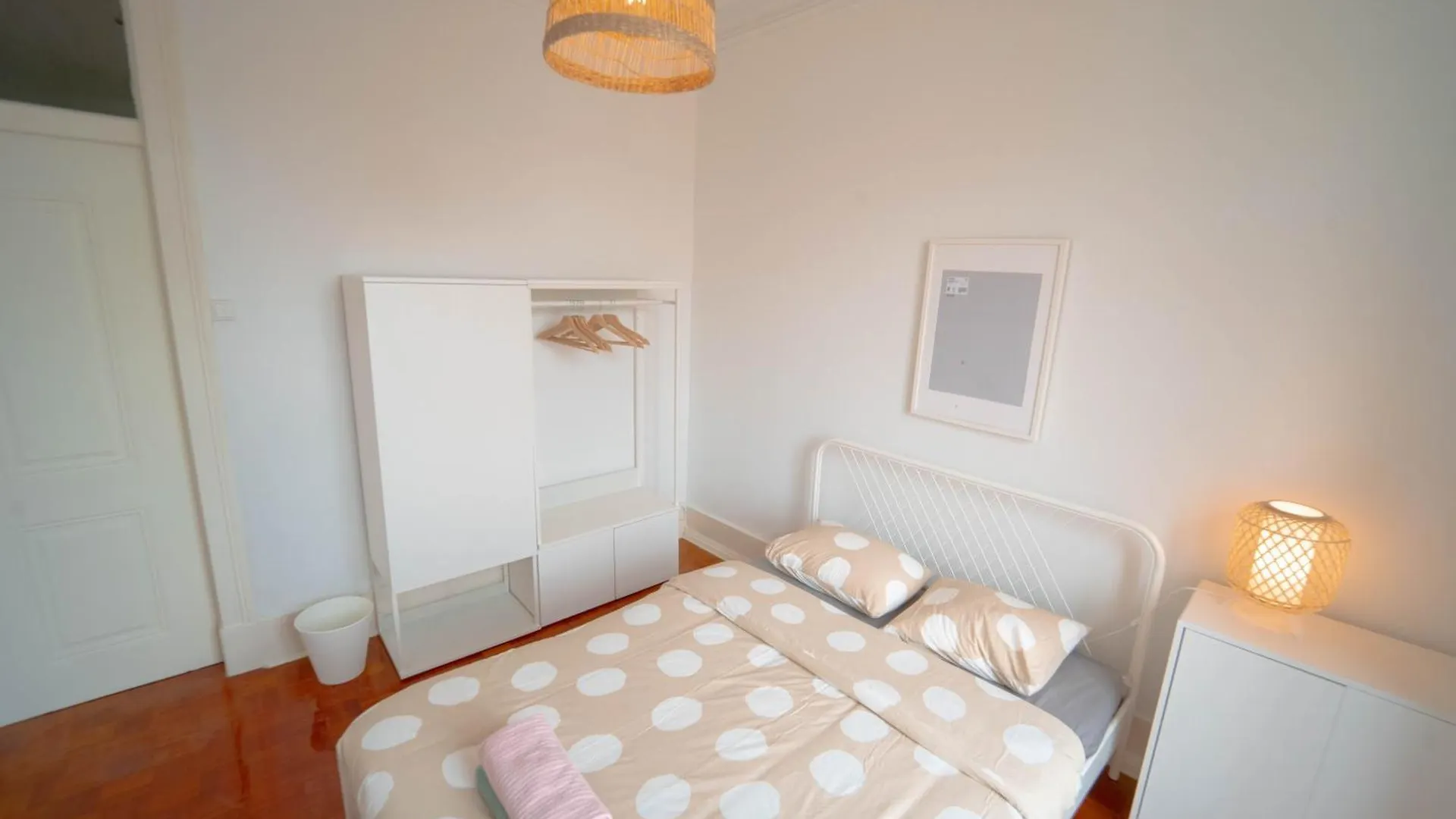Rooms On Calcada Do Combro, Best Location Lisbon