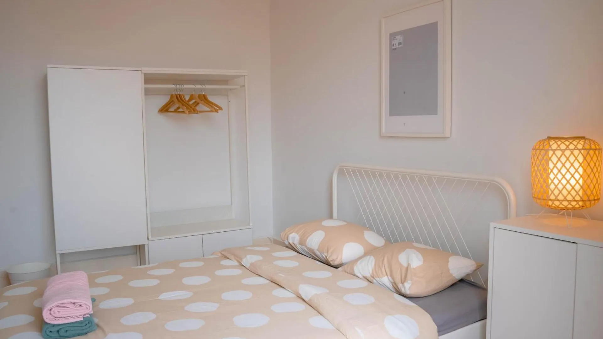 Rooms On Calcada Do Combro, Best Location 리스본 포르투갈