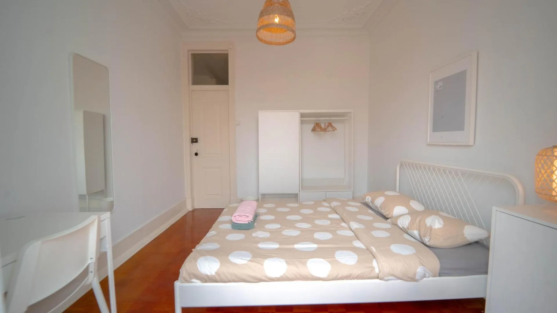 Rooms On Calcada Do Combro, Best Location 리스본 0*,