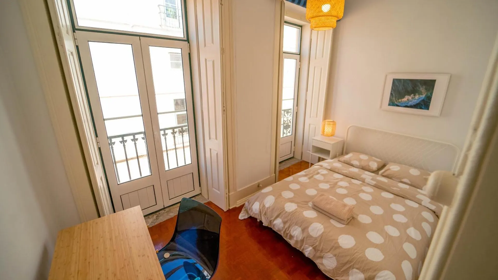 Rooms On Calcada Do Combro, Best Location 리스본 0*,  포르투갈